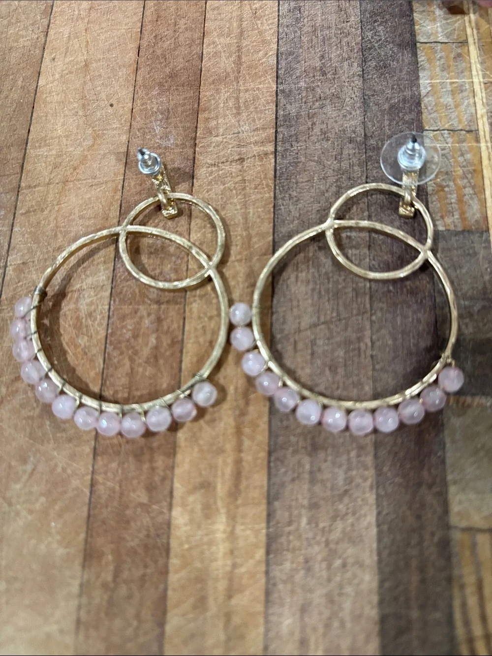 (3) beaded bracelets and (1) pair earrings